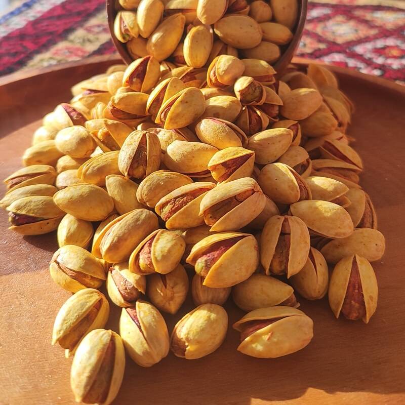 تصویر 1 از خرید ویژه پسته بادامی زعفرانی + کیفیت صادراتی